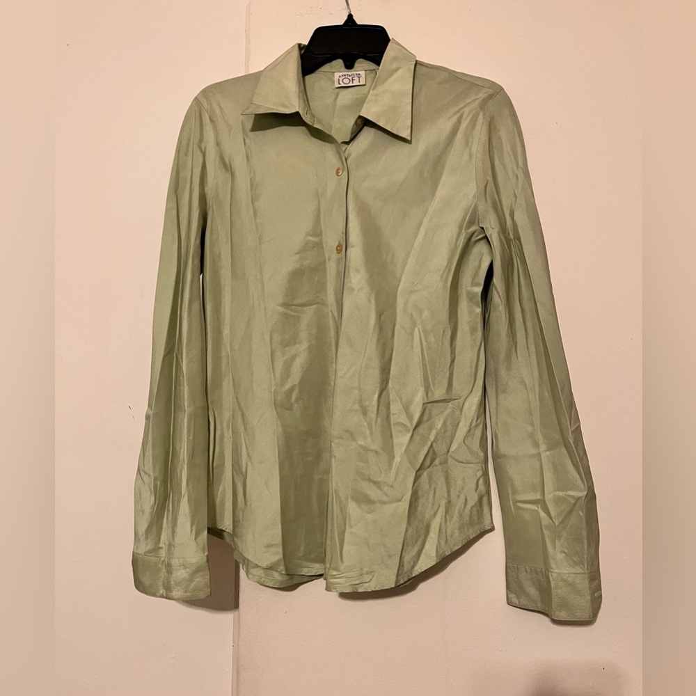 Ann Taylor Loft Women's Button Down Shirt